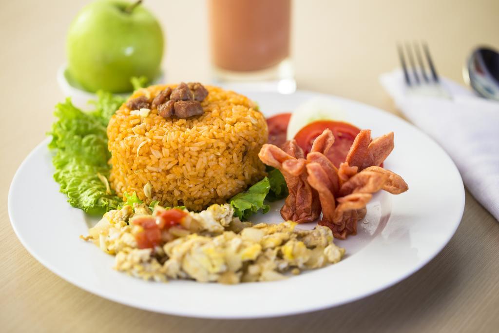 Bali Chaya Hotel Legian Экстерьер фото