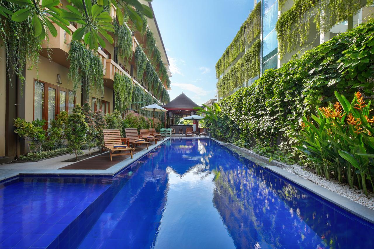 Bali Chaya Hotel Legian Экстерьер фото
